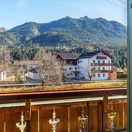 Arnspitz In *